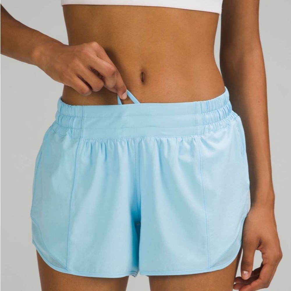 Lululemon Hotty Hot 4” Short